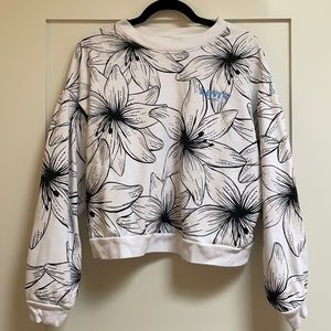 Levi’s/Farm Rio Diana Fleece Size M